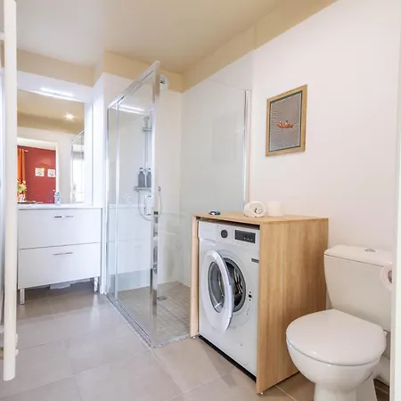 Appartement Pop Station - Grand T2 Avec Terrasse - Proche Gare Bordeaux