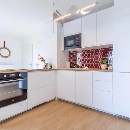 Appartement Pop Station - Grand T2 Avec Terrasse - Proche Gare *
